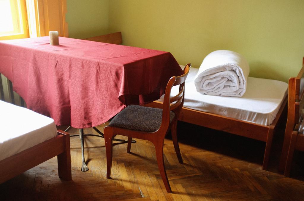 Elementary Hostel Одеса Екстериор снимка