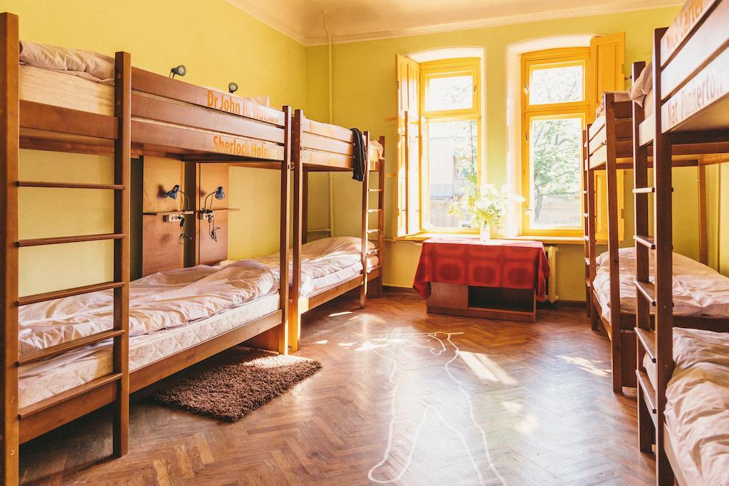 Elementary Hostel Одеса Екстериор снимка