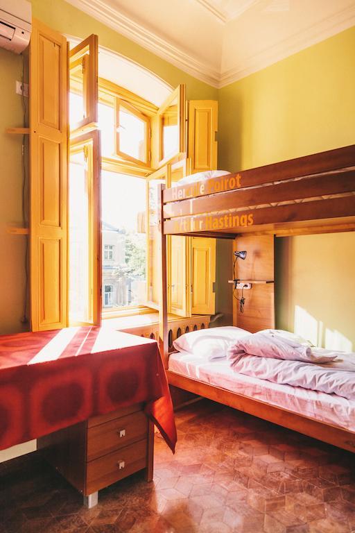 Elementary Hostel Одеса Стая снимка